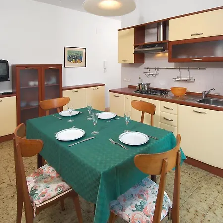 Apartment Sweet *